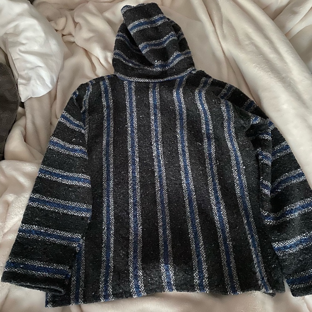 Good Pullover - Picture 2 of 2